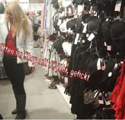 ANNABELMASSINA: 18-jähr. Bubi mitten im Shop abgefickt Download