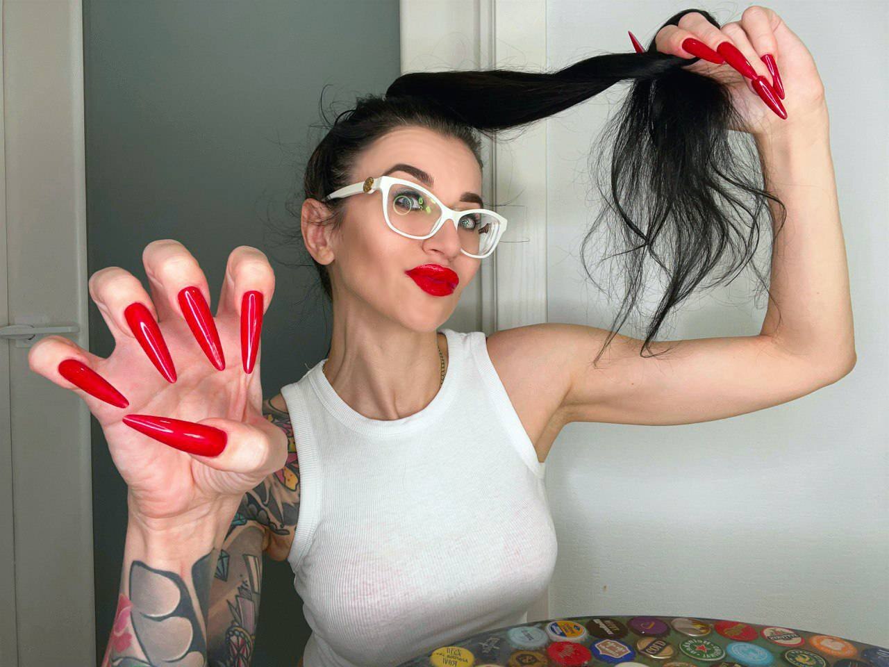 Red long nails and red lips, handjobs with spit and more