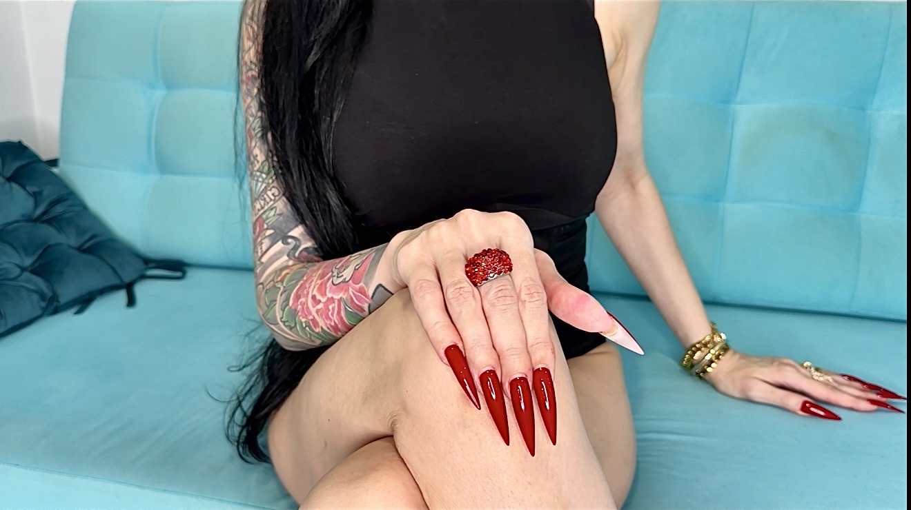RED Long sharp nails, claws