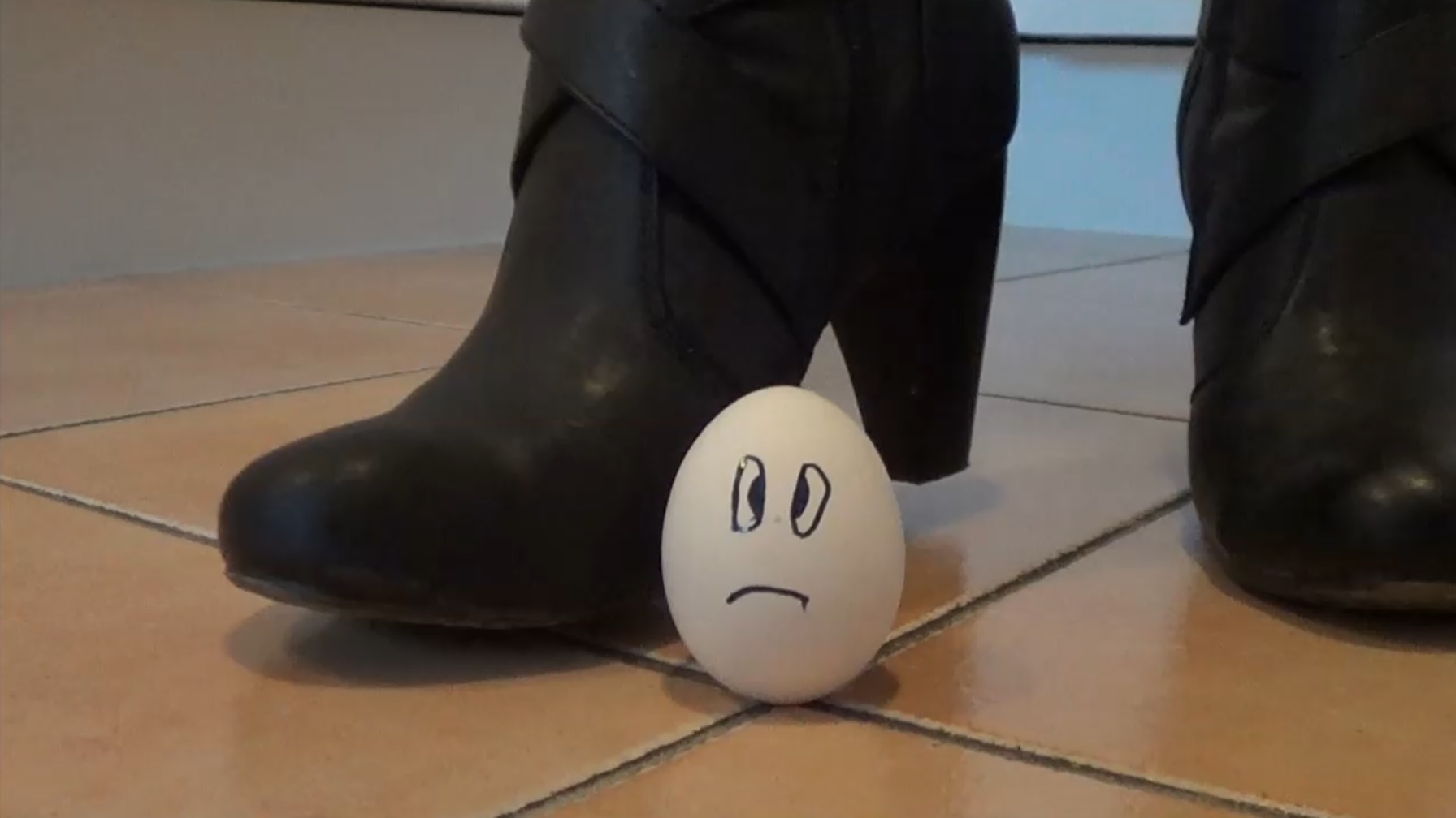 Crushing: 2 eggs are crushed (user request)