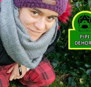 ALICE-AXX: Auf einer Fahrt draußen pissen Download