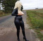 DEUTSCHESGIRL: Sklave! Melde Dich! Deine Herrin Mandy! Download