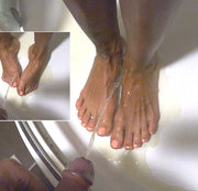 VIRAXXX: Goldene Dusche auf den schönen Füßen meiner Stiefschwester Download