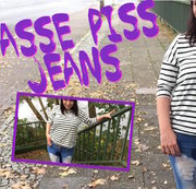 BERLINXTREM: public Jeans pee ..... mit nasser Jeans an der Strasse Download