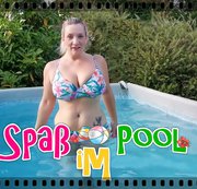 SANDYBIGBOOBS: Spaß im Pool Download