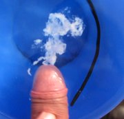 THOMASKEPPLER: Große Ladung Sperma in Wasser Download