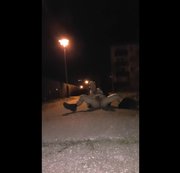 CASIX83: 3 mal öffentliches Pinkeln in der Nacht Download