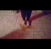 LADY-REBECCA: Es ist das knirschen und knistern Download