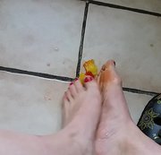 TWIGGYLADY77: Obst zertreten ** Frucht Crushing ** Download