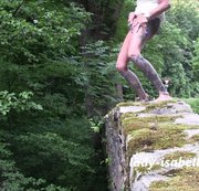 LADY-ISABELL666: PISSEN auf alter Steinbrücke Download