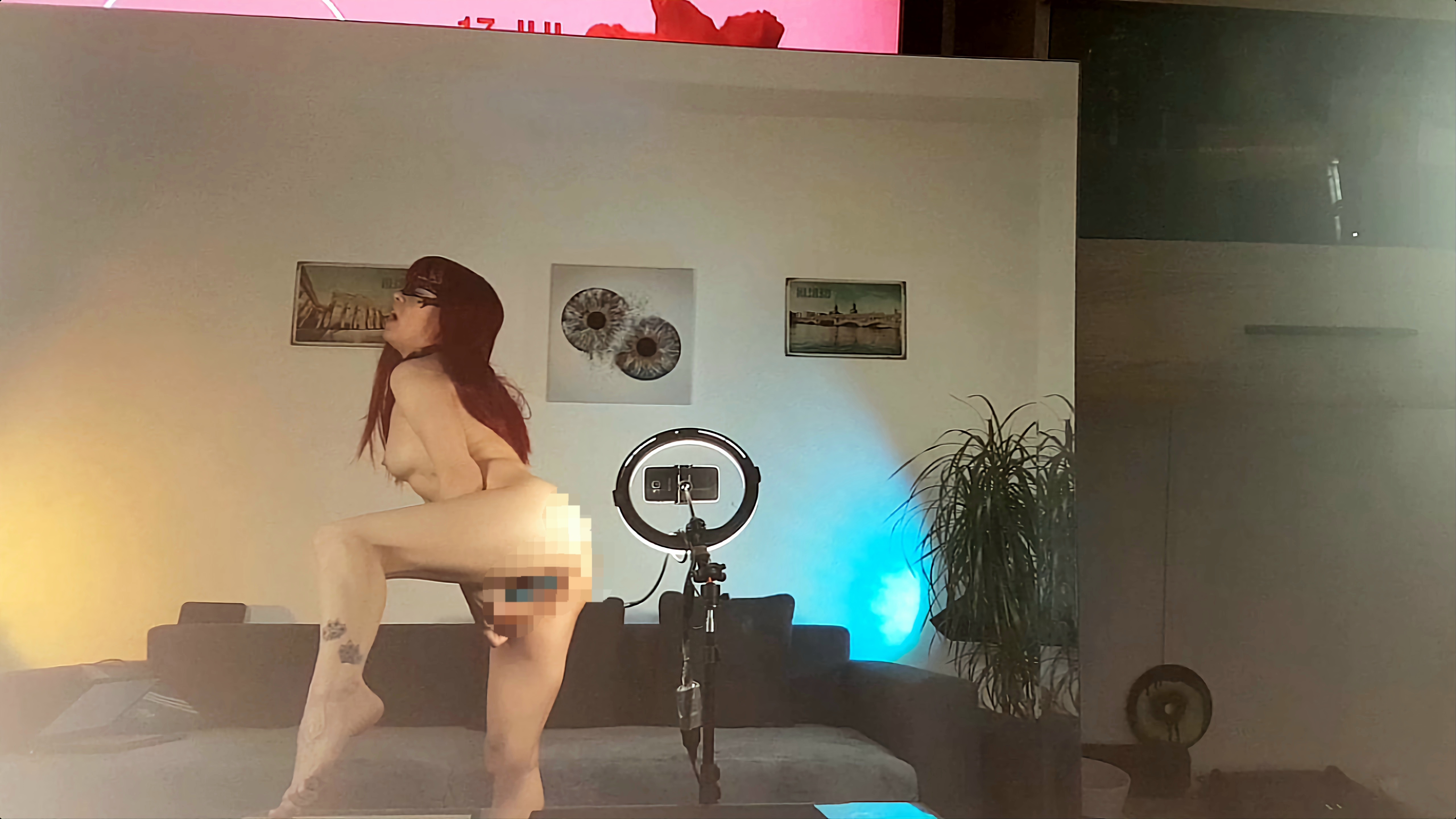 Horny pussy play in private stream - Behind the scenes