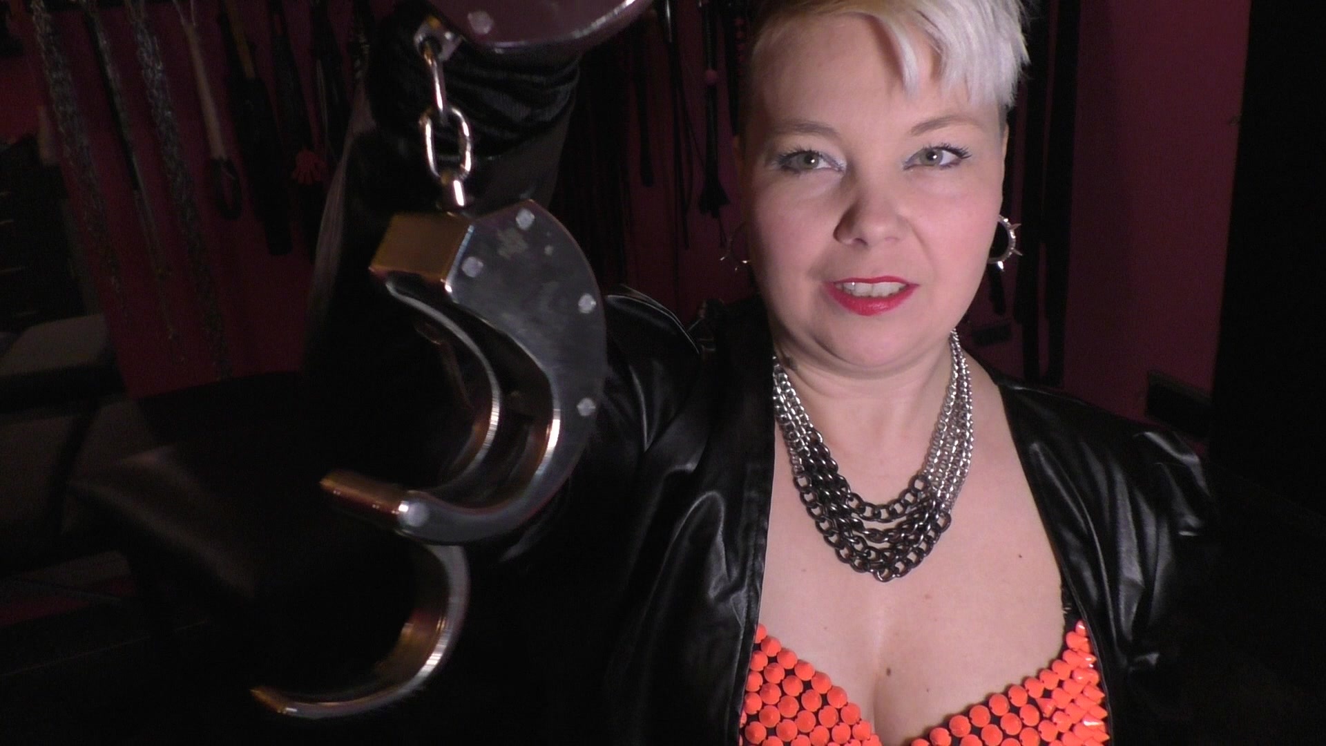 Let me and my Clejuso handcuffs take you prisoner