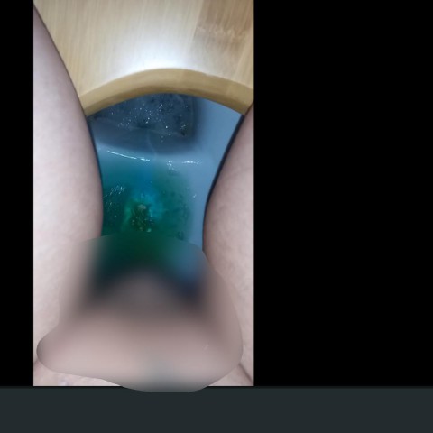 Maedchen Bruste Toilette Kuessen