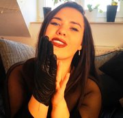 CURVY_DESIRE: Arsch extrem gedehnt beim Fisting mit Latex Handschuhen!! Download