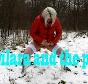 DILARA32: Dilara peeing in the woods Download