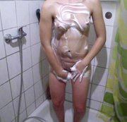 LOVE1995: Nach der Natursekt Dusche den Körper schön einschäumen..... Download