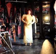 FETISCHBONDA: Fotoshooting Latexkleid farblos lang Download