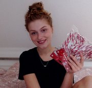 GOLDLOECKCHEN159: TEENIE EXPERIMENT! Wie viele Zuckerstangen passen in meine enge Fotze? FOTZENSPRENGUNG Download