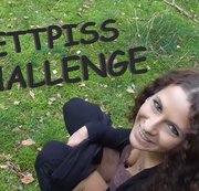 MARA-MARTINEZ: WETTPISS CHALLENGE! Download
