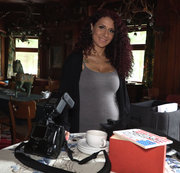 MARA-MARTINEZ: Fotoshooting eskaliert.. MEGASQUIRT! Download