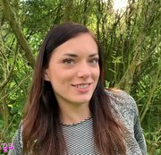 HONEYXLIPS: Meine Freundin Ela filmt mich beim Pipi machen Download