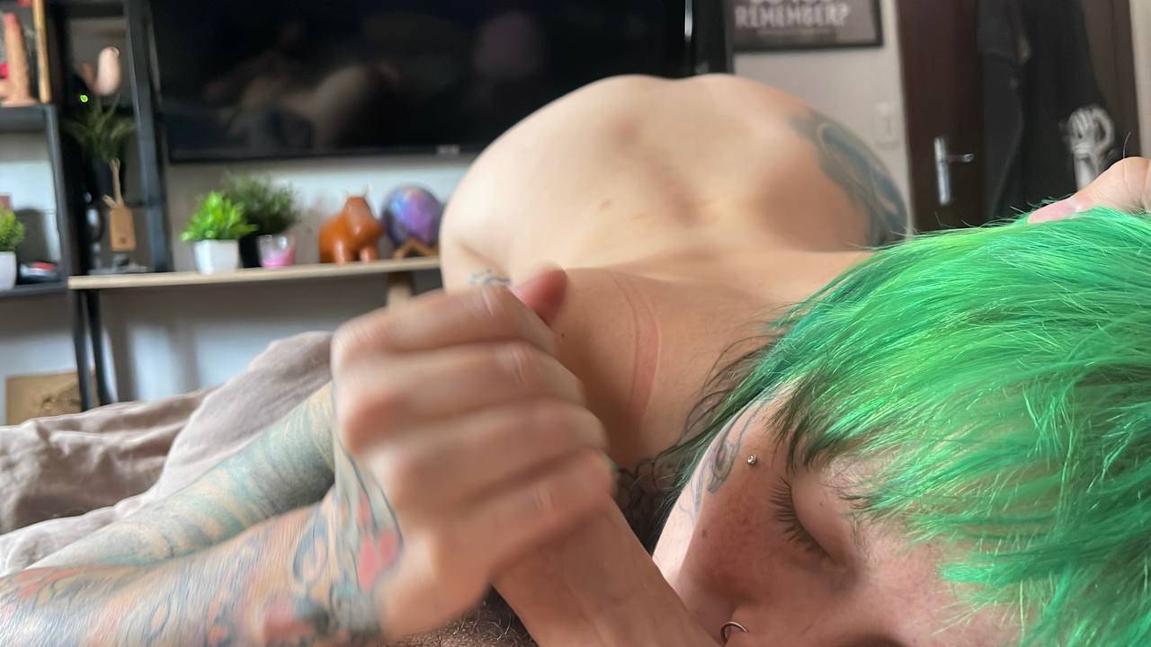 Deepthroat in the morning