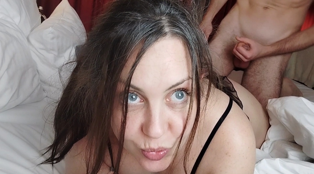 Hot MILF indulges in a twenty-year-old's generous cock! User-shot hotel session escalation - all-inclusive