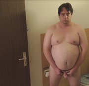 PASCI1980: Nach dem Orgasmus im WC weiter gewichst Download