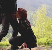 FIFTY-HOT-LADY: Kehlenfick in der Natur Download