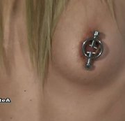 JULIETTEA: Metall Nippelklemmen + Vibrator Download