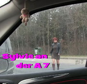 POPP-SYLVIE: Auf dem Parkplatz gefickt Download