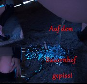 ANNA4SEX: Auf dem Bauernhof gepisst Download