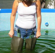 FETISHALINA: In Jeans und Waders im outdoor Pool Download