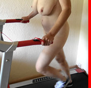 SUPERPE: Laufband - Nacktsport mit Mega Brüsten Download